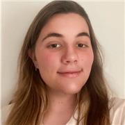 Profesora de lengua y literatura imparte clases presenciales y online de todo lo relacionado con la asignatura Sintaxis, Comentario de Texto, Repaso Teoría